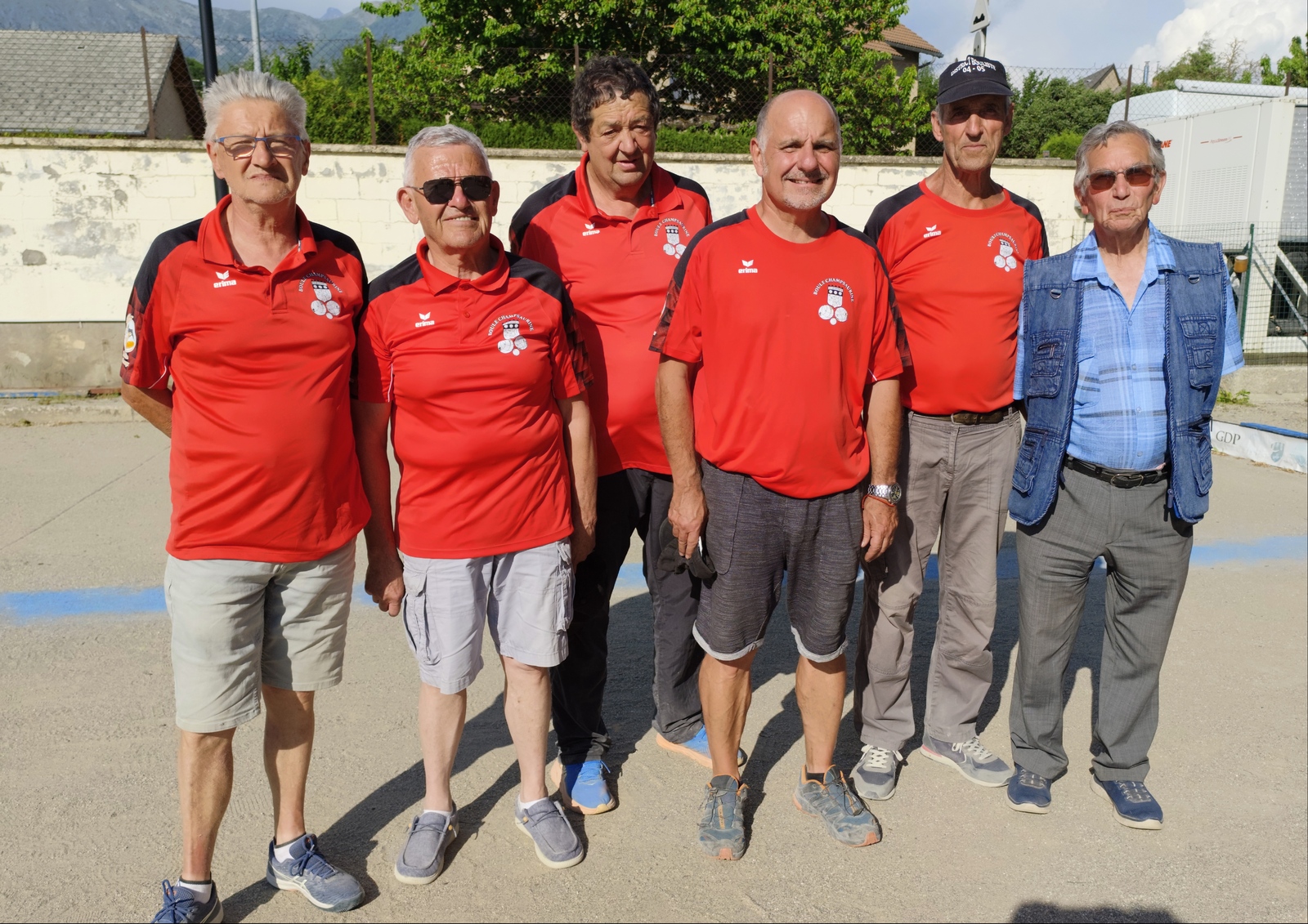 EN ROUTE POUR LE "FRANCE" VETERAN QUADRETTE